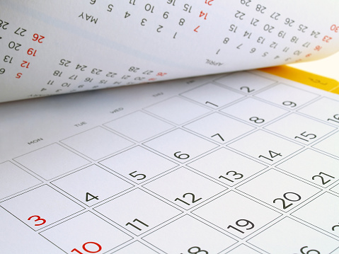 Calendario de escritorio con días y las fechas en julio de 2016 photo