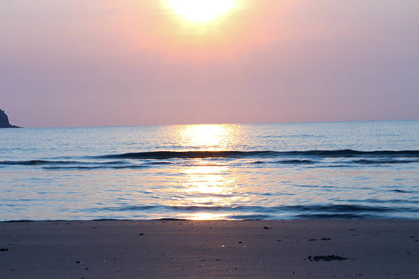istock go to the sea 544669074