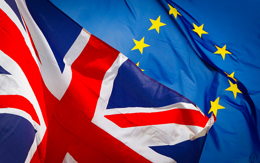 Brexit con la bandera de Reino Unido y la Unión Europea photo