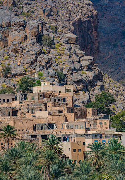 오만술탄트 미스팻 알 아브리엔의 산악 마을 - misfat al abriyeen 뉴스 사진 이미지