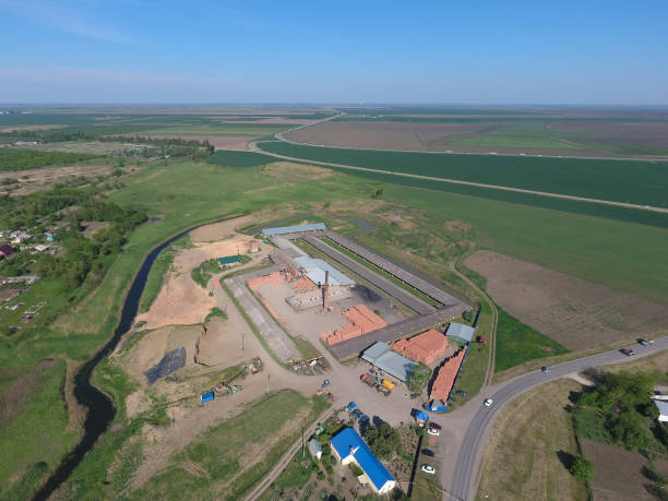 istock Top view of a small factory for firing bricks. 544715568