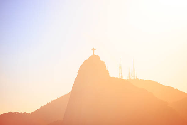 夕方リオの丘の抽象的なショット - christo ストックフォトと画像