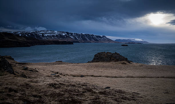 istock Iceland mountains and river/lakes 544789190