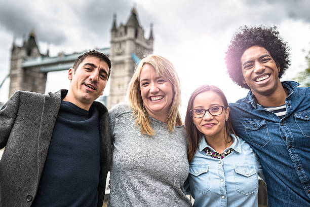 istock friends togetherness in london - Tower bridge 544977172