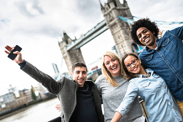 istock friends togetherness in london - Tower bridge 544977212