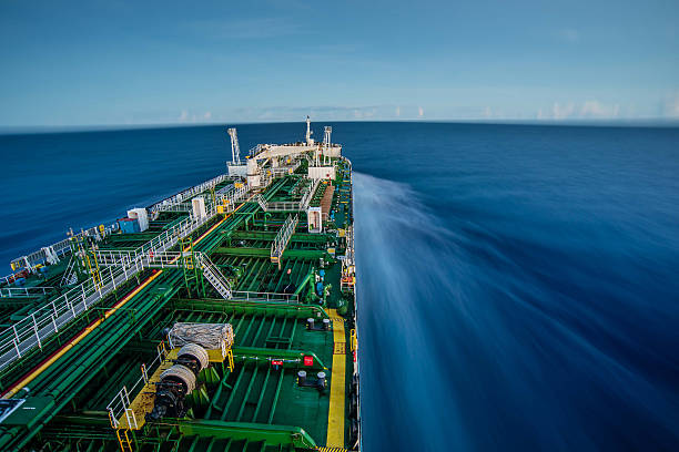 ship at sea with blurred water - oil tanker tanker oil sea imagens e fotografias de stock