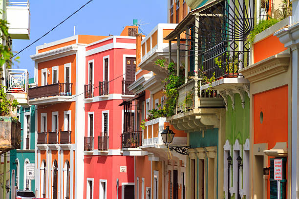 Vibrant houses San Juan Beautiful typical traditional vibrant street in San Juan, Puerto Rico puerto rico photos stock pictures, royalty-free photos & images