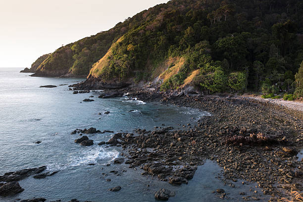 istock Cliff by the Sea At Klabi Thailand 545112120