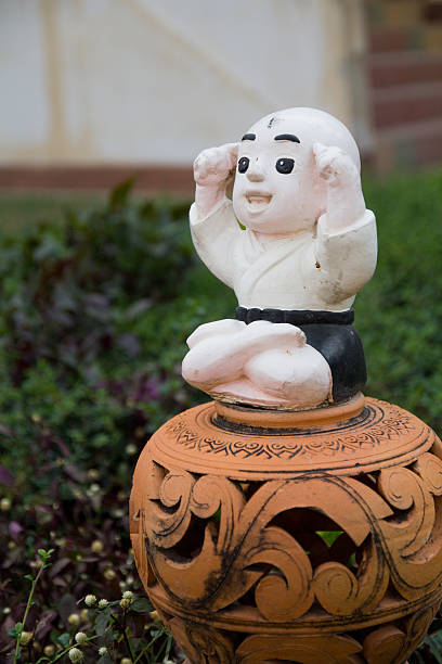 istock Statues of children. 545125190