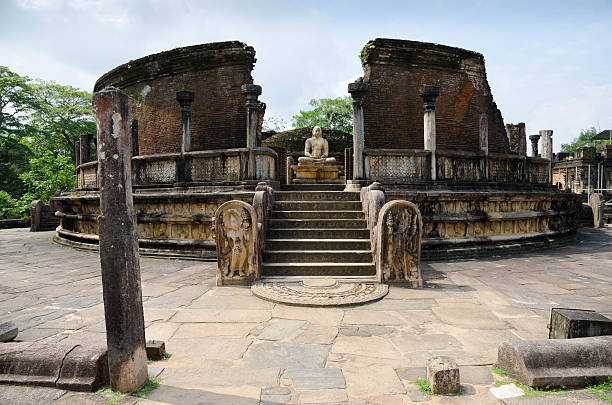 Ruins of an ancient temple Ruins of an ancient temple in Polonnaruwa, Sri Lanka anuradhapura stock pictures, royalty-free photos & images