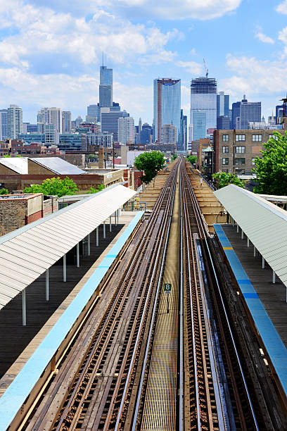 istock Chicago from Ashland Avenue Station 545250538