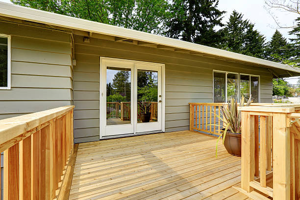 istock Countryside house with wooden walkout deck 545337590