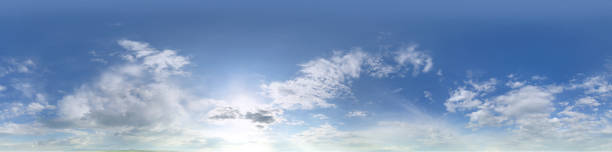 panorama himmel mit wolken - panoramas stock-fotos und bilder