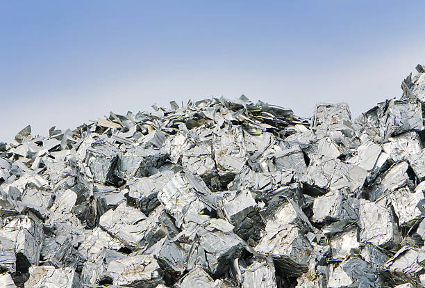 metall recycling scarp - compressed can crushed industry stock-fotos und bilder