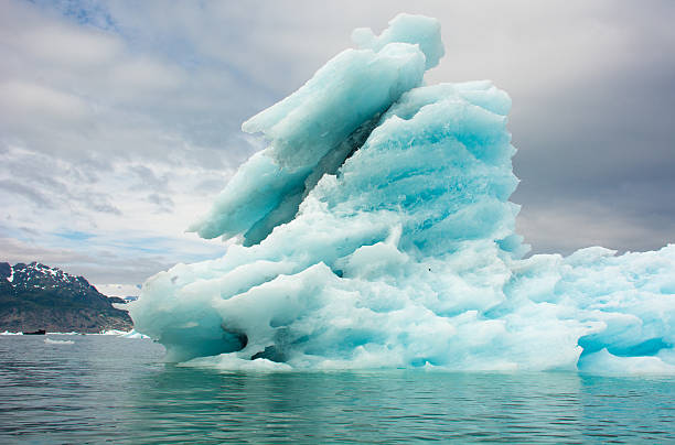 コロンビア氷河、コロンビア湾、バルデス、アラスカ沖の氷山 - glacier alaska iceberg melting ストックフォトと画像