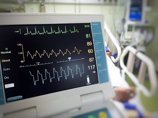 ekg モニタ - 医療用モニター ストックフォトと画像