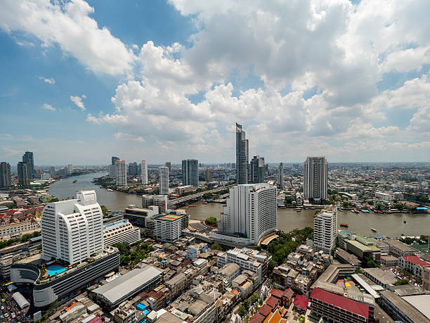 istock Cityscape in the afternoon 1 545455644