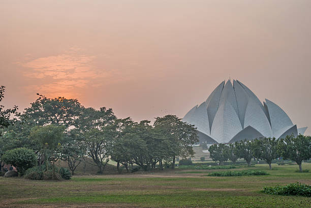 istock Lotus Temple at sunset, New Delhi, India 545581418