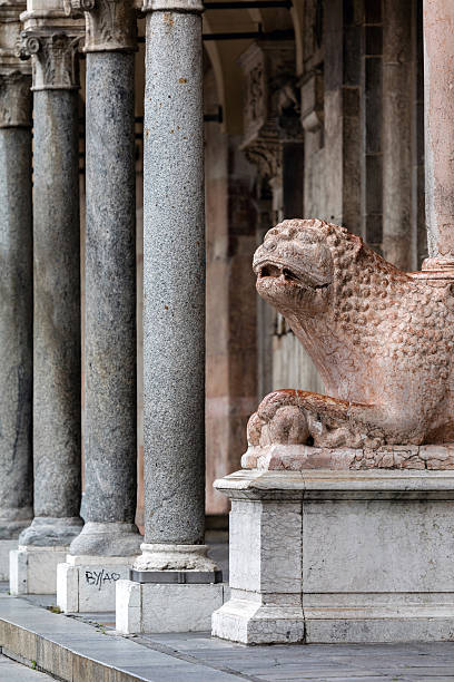 istock Medieval statue of a lion, Cremona, Italy 545666092