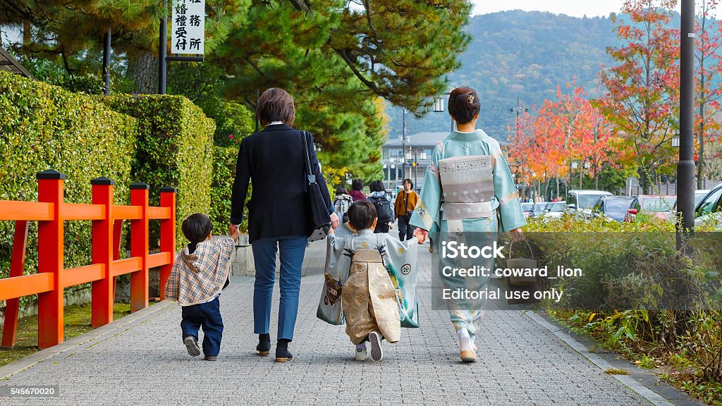 伝統的な一日の通路、日本の祭り - 七五三のロイヤリティフリーストックフォト