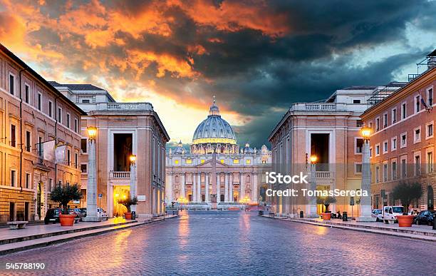 Vatican Rome Conciliazione Street Stock Photo - Download Image Now - Vatican, Rome - Italy, St. Peter's Basilica - The Vatican