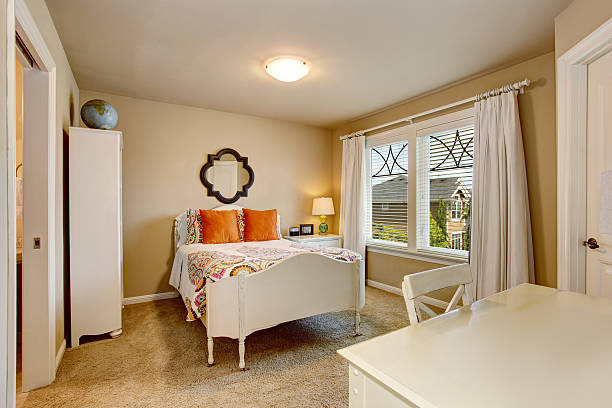 istock American antique bedroom interior with white desk 545792924