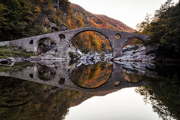 istock Autumn landscape with old stone bridge in Rhodope mountain 545980318