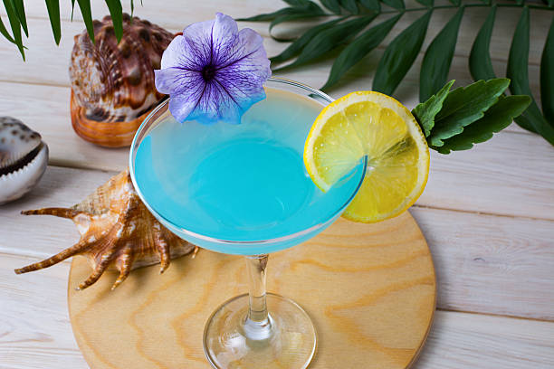 istock Blue tropical sea holidays cocktail 546013432