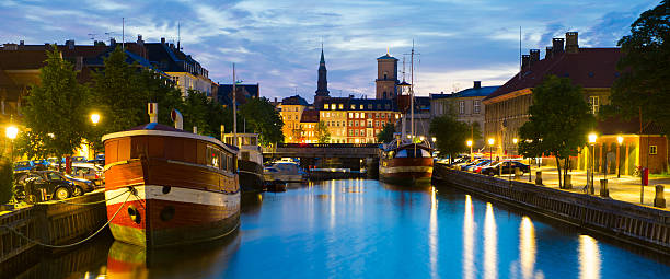 istock Copenhagen Canal at dusk 546017910