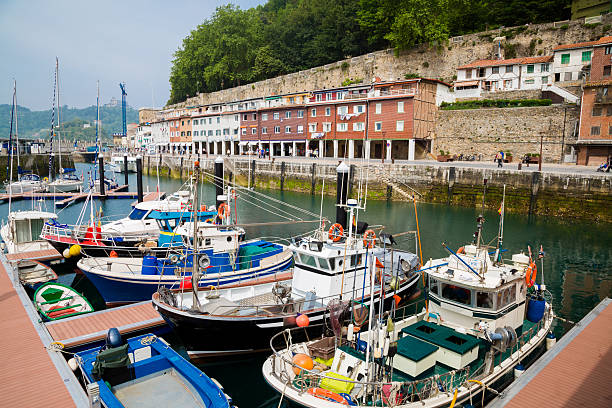 istock San Sebastian port 546177252