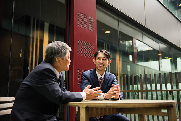 istock Discussing the business plan 546188526
