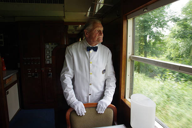 официант в историческом вагоне - royal train стоковые фото и изображения