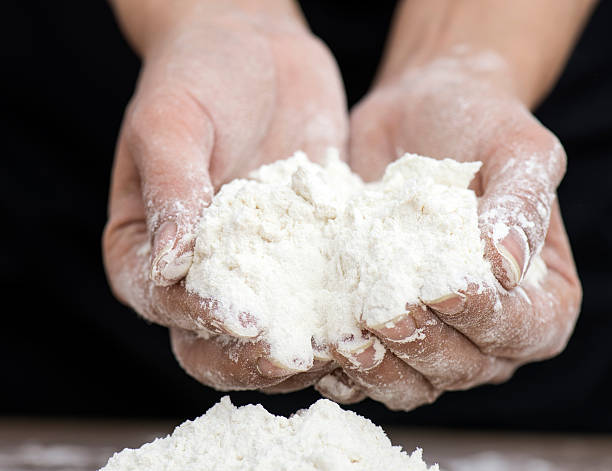 istock Handful Of Flour 546437622