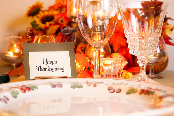 istock Happy Thanksgiving place setting. Autumn flower centerpiece. Table. 546447200
