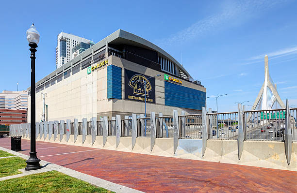 td banknorth garden casa arena per i boston bruins e boston celtics - boston celtics foto e immagini stock