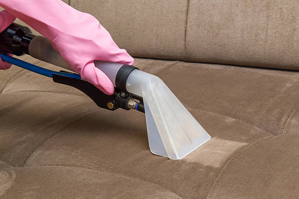 istock Sofa chemical cleaning with professionally extraction method. Upholstered furniture. 546466334
