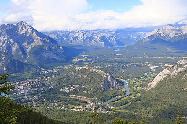 istock Canadian Rocky Mountain Parks 546763570