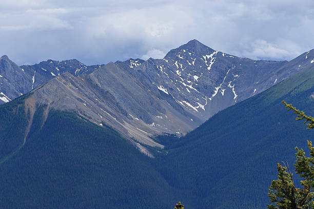 istock Canadian Rocky Mountain Parks 546763828