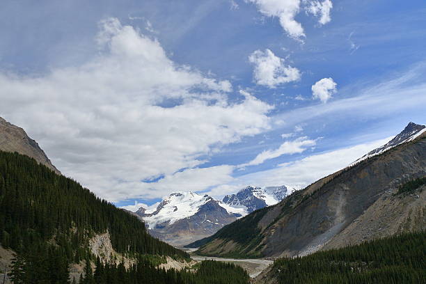 istock Canadian Rocky Mountain Parks 546768946