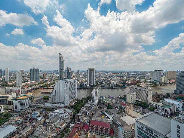 istock Cityscape in the afternoon 2 546785620