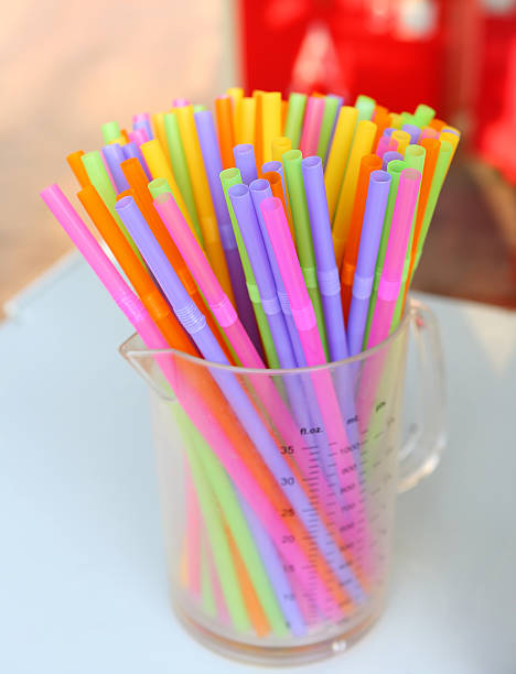 istock Many straws in glasses 546802826
