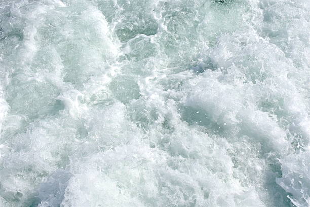 istock Sparkling foamy water behind the ferry boat 546805440
