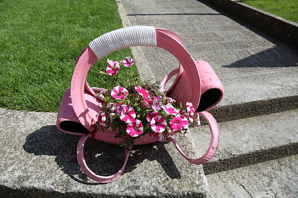 istock Urban street flowers 547017884