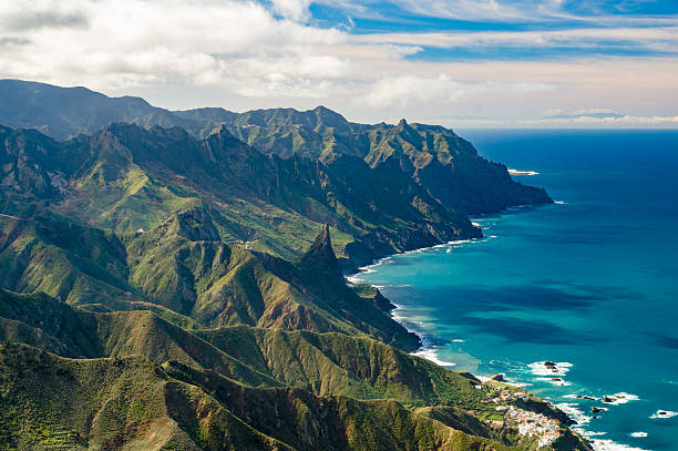 anaga mountains and atlatic ocean coast, tenerife - tenerife imagens e fotografias de stock