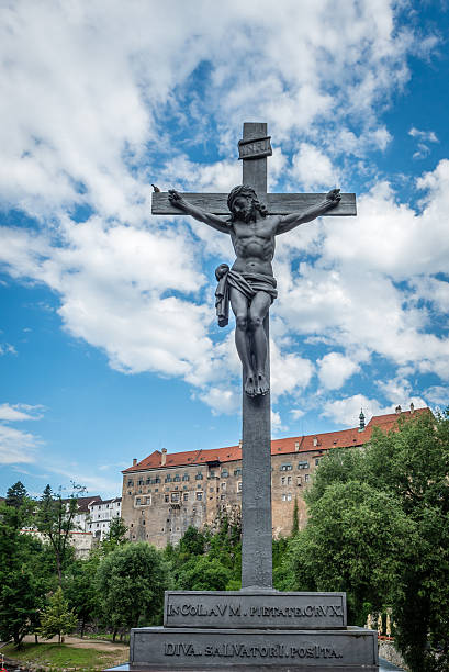 istock Jesus Christ statue over a bridge in Cesky Krumlov 547041894