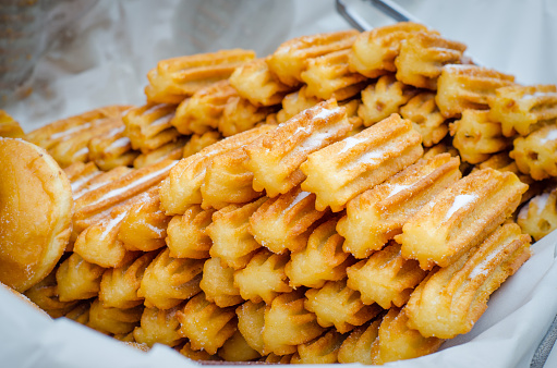 churros with sugar