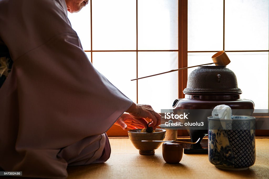 Sado (tradicional té japonés ceremonia) - Foto de stock de Ceremonia del té libre de derechos