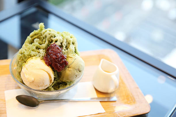 istock Japanese green tea shave ice 547206650