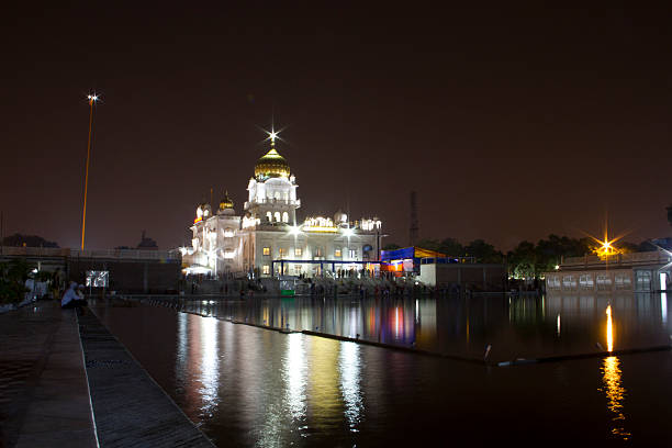 istock Night photography at Bangla sahib 547233706