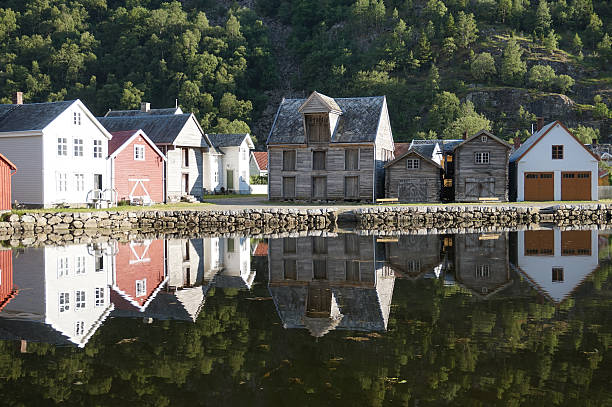 istock Norwegian wooden houses 547423702